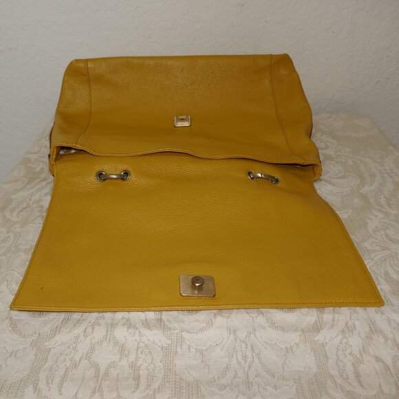 Plinio Visona Made in Italy Genuine Leather Mustard Yellow Large Crossbody Bag - Picture 7 of 14
